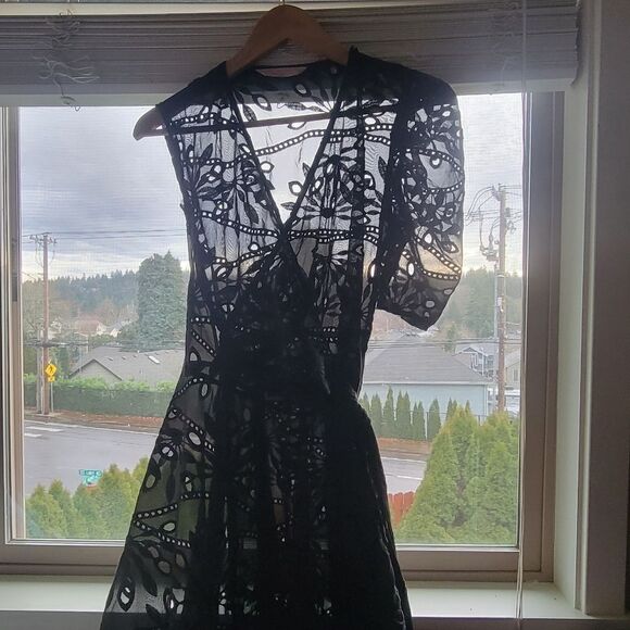 Handmade One Shoulder Puff Sleeve Floral Eyelet Wrap Midi Dress in Black - Picture 9 of 10